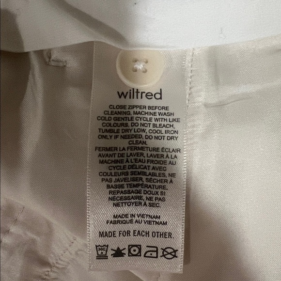 Aritzia The Effortless Pant™ - Crepette - Picture 8 of 8